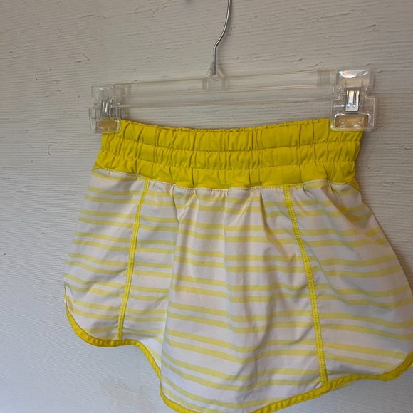 Lululemon Skort - Picture 4 of 5